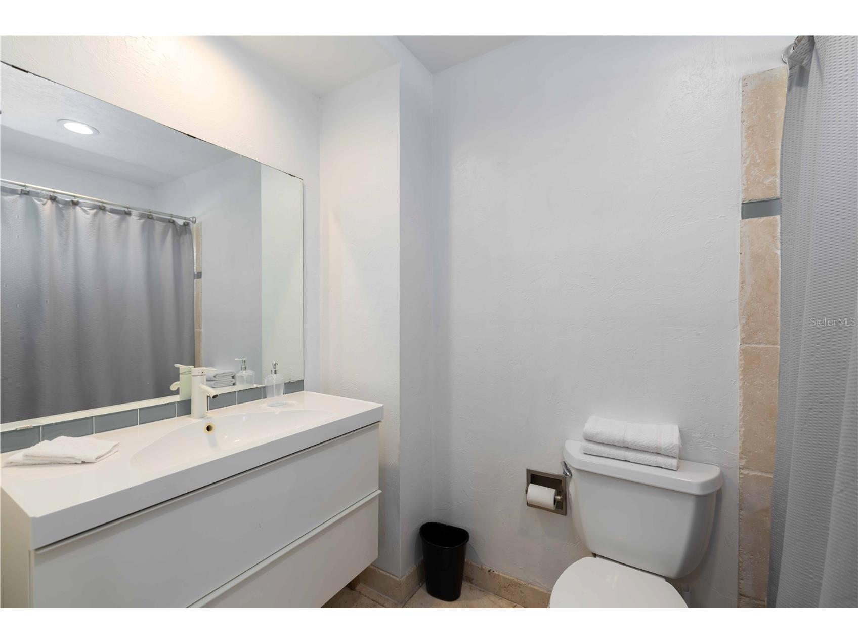 5211 Cedar Hammock Court Sarasota FL 34232 A4679350 image20