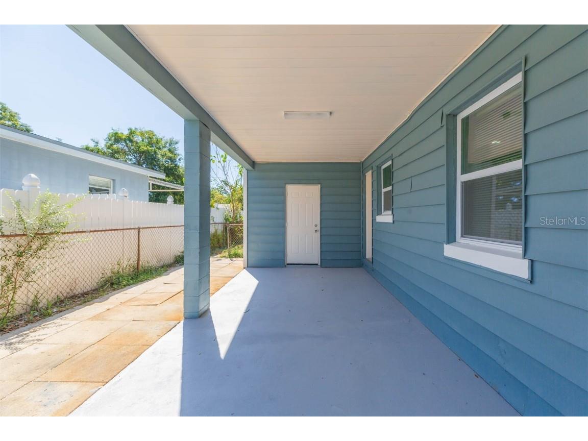 5211 E 17th Tampa FL 33619 TB8438093 image30