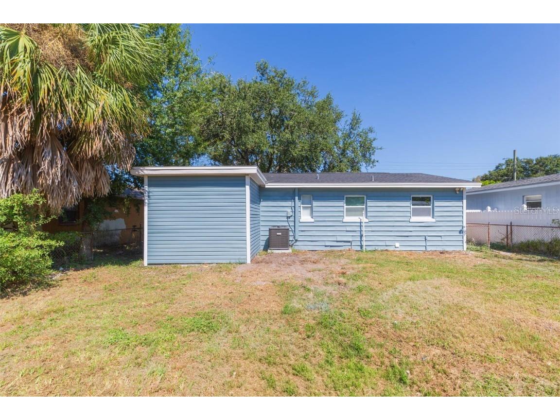 5211 E 17th Tampa FL 33619 TB8438093 image33