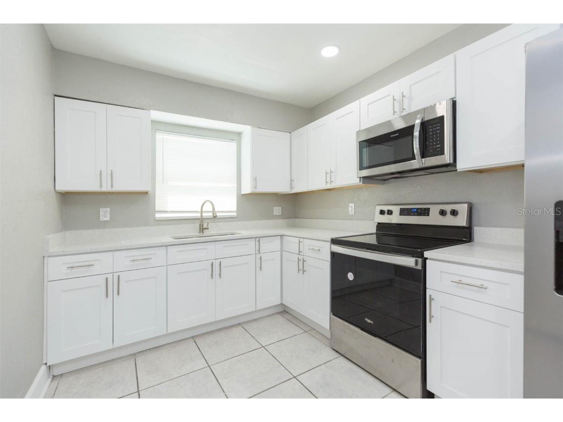 5211 E 17th Tampa FL 33619 TB8438093 image9