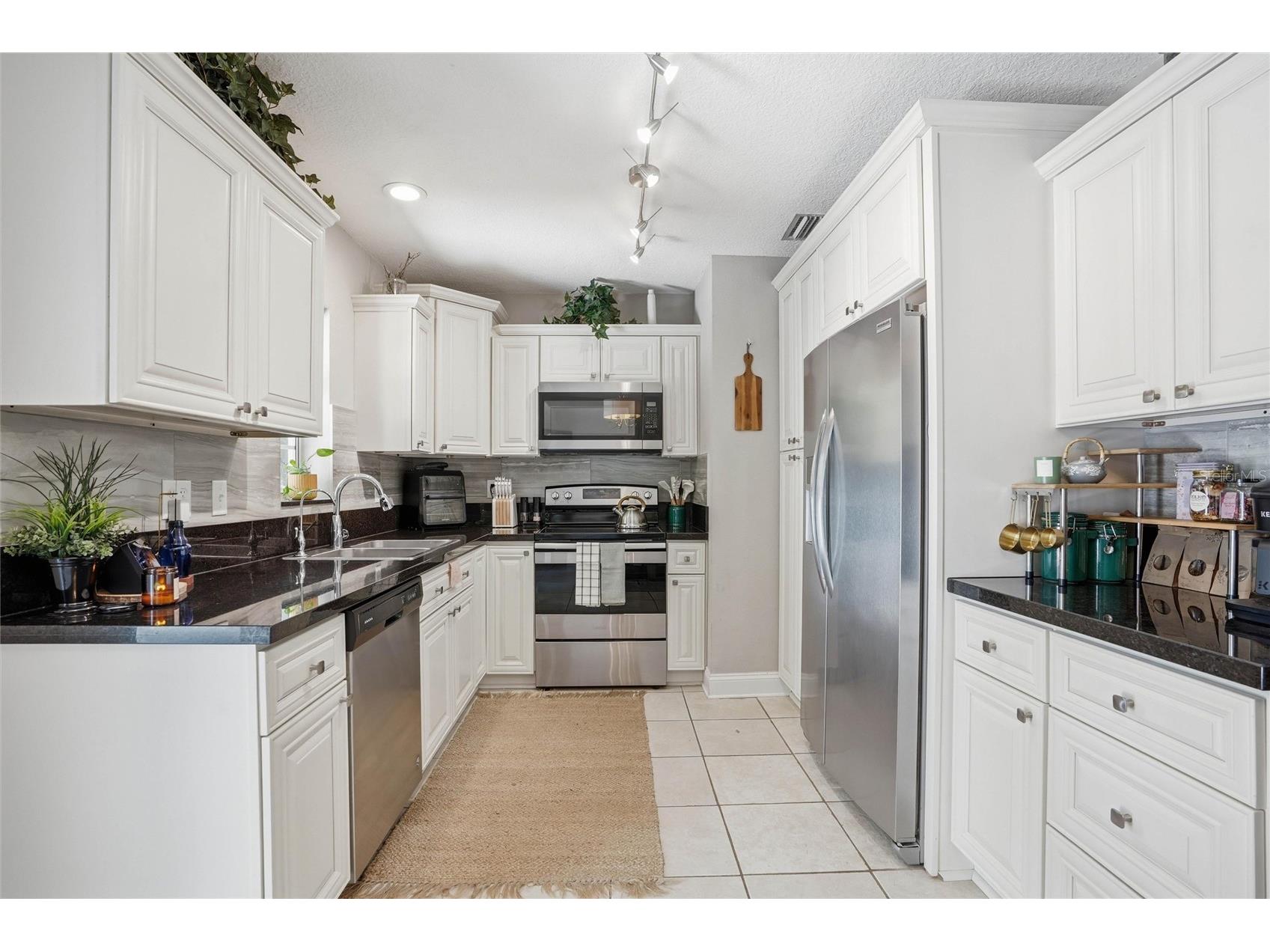 5211 Glenwood Avenue Jacksonville FL 32205 FC317962 image10