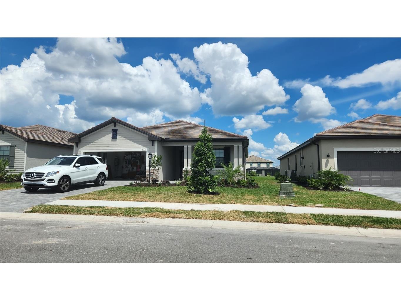 5211 Marina Basin Court Bradenton FL 34211 J961607 image1