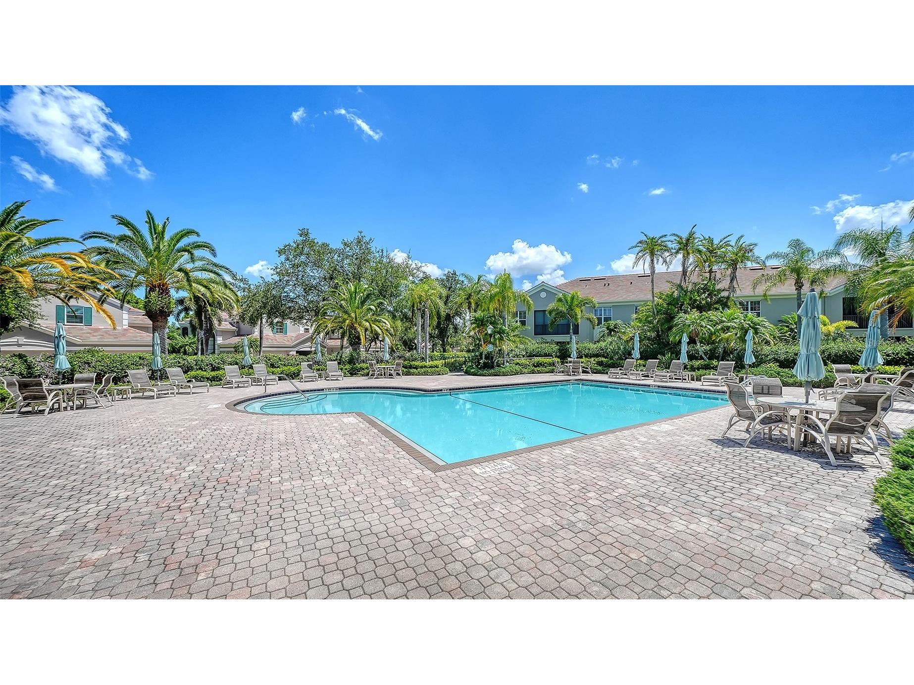 5211 Parisienne Place #101B27 Sarasota FL 34238 A4698331 image48