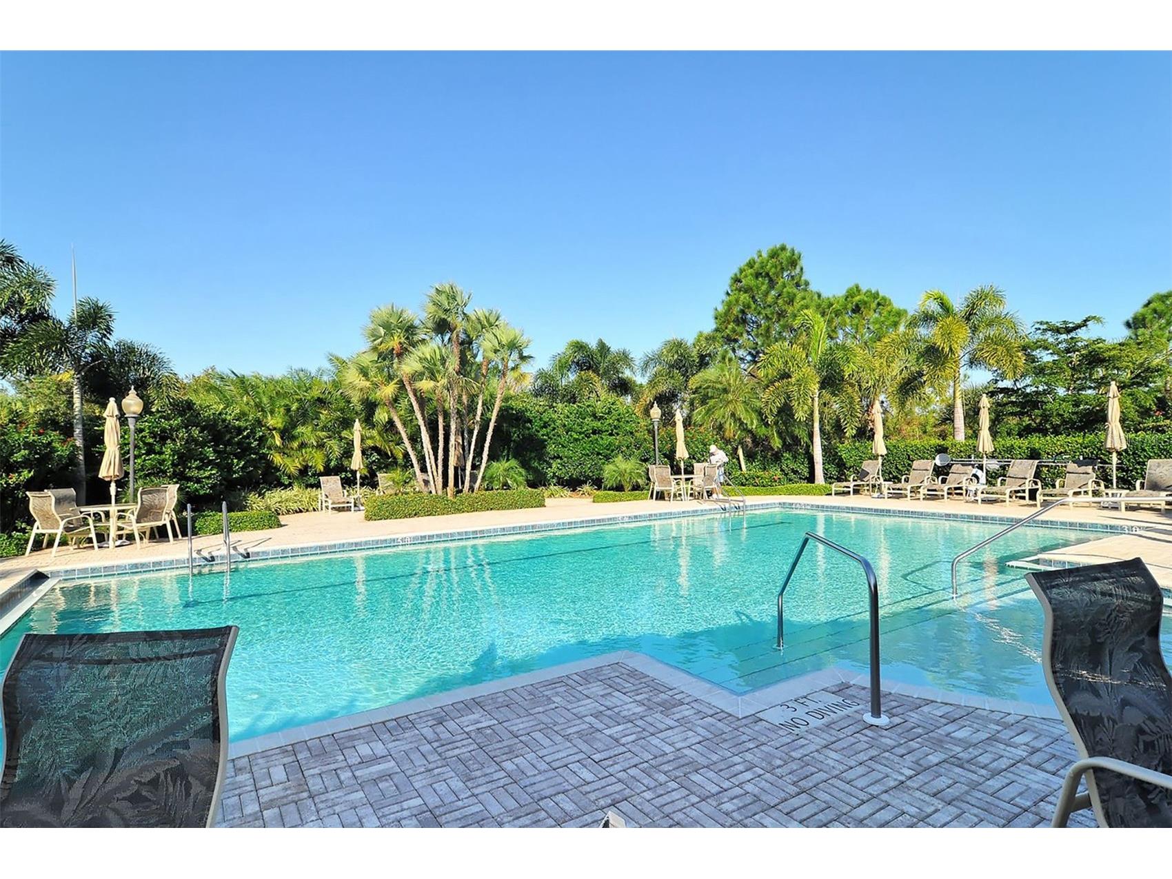 5211 Parisienne Place #101B27 Sarasota FL 34238 A4698331 image55