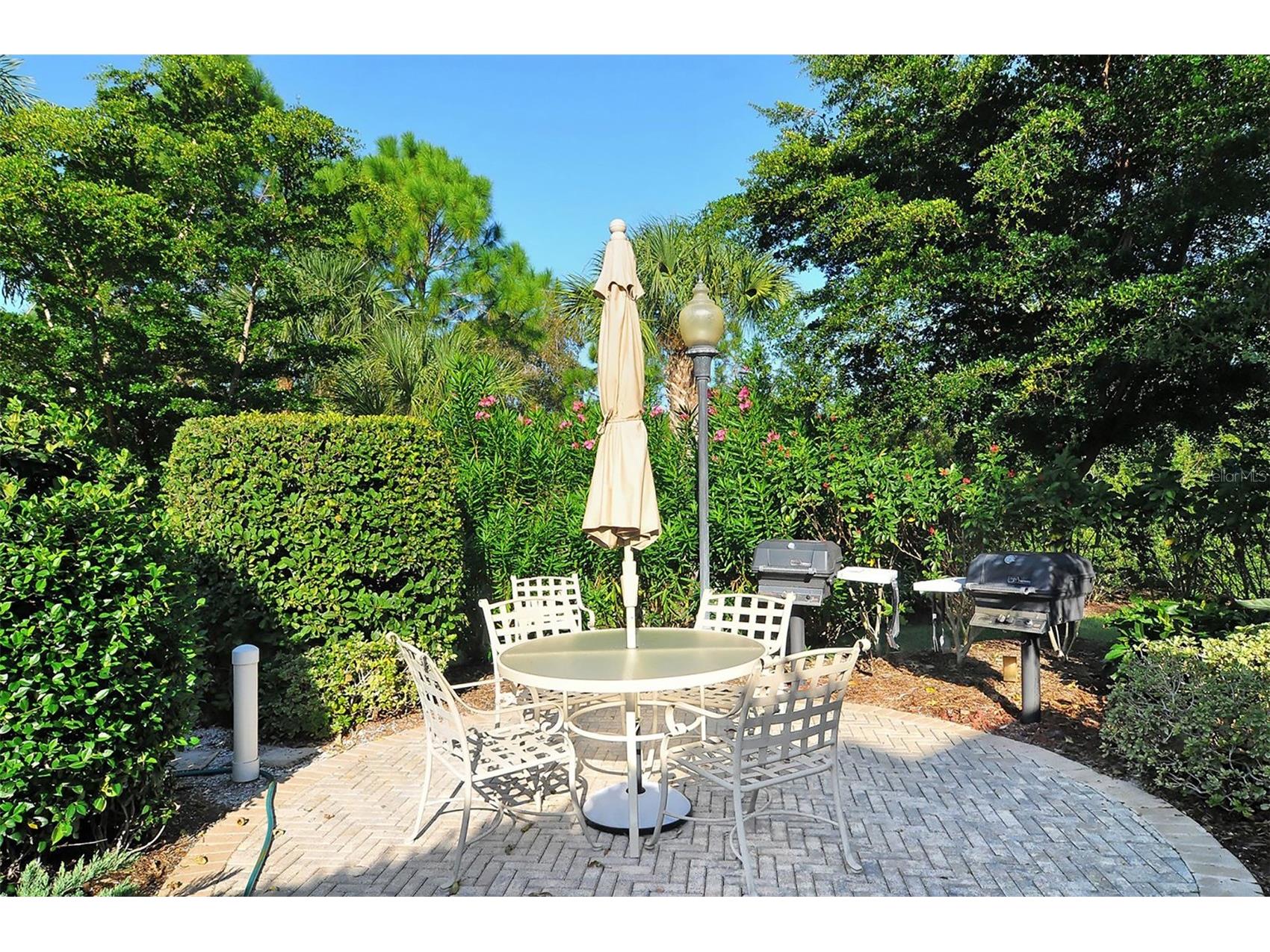 5211 Parisienne Place #101B27 Sarasota FL 34238 A4698331 image58