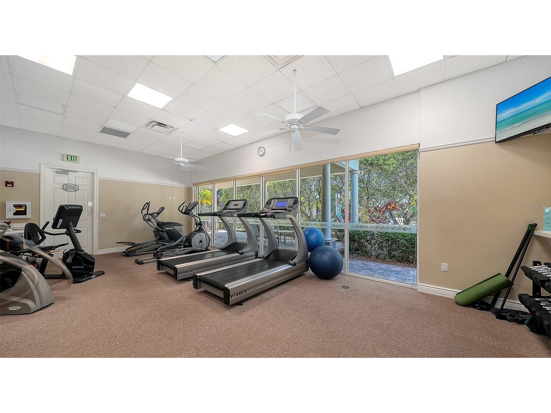 5211 Parisienne Place #101B27 Sarasota FL 34238 A4698331 image66