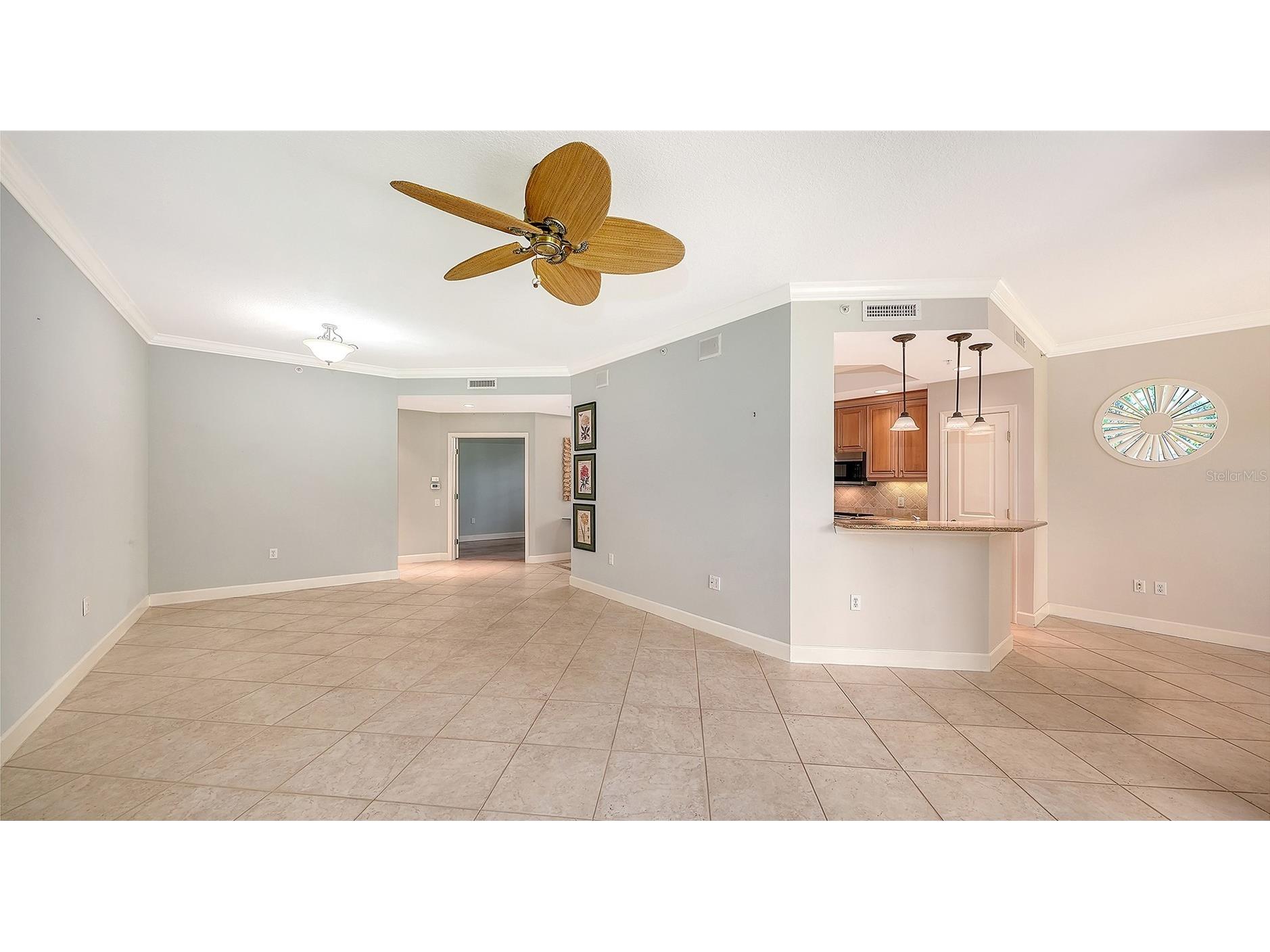 5211 Parisienne Place #101B27 Sarasota FL 34238 A4698331 image8