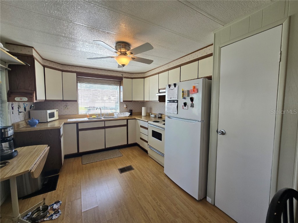 5211 Wisteria Circle New Port Richey FL 34653 - COTTEE RIVER W7873458 image13