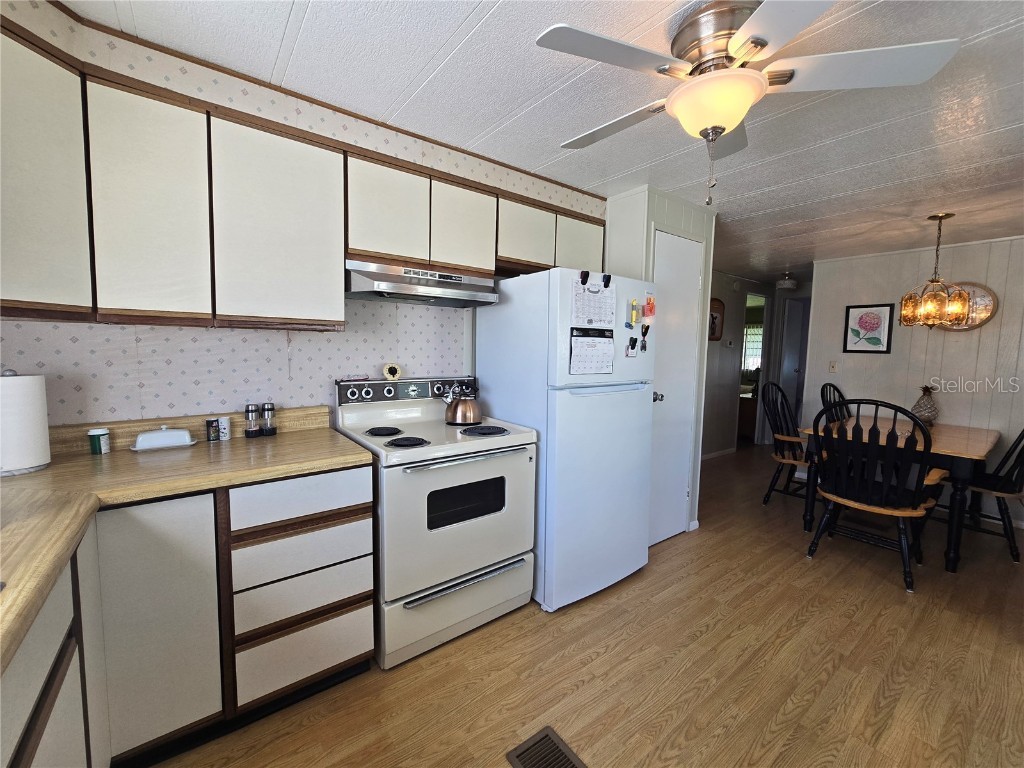 5211 Wisteria Circle New Port Richey FL 34653 - COTTEE RIVER W7873458 image15