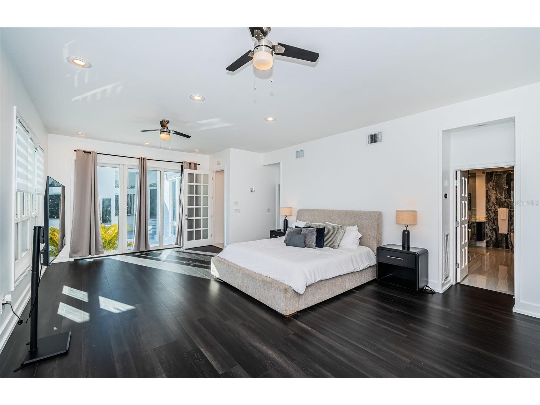 5212 62nd Avenue S Saint Petersburg FL 33715 - MAXIMO CHANNEL TB8472517 image32