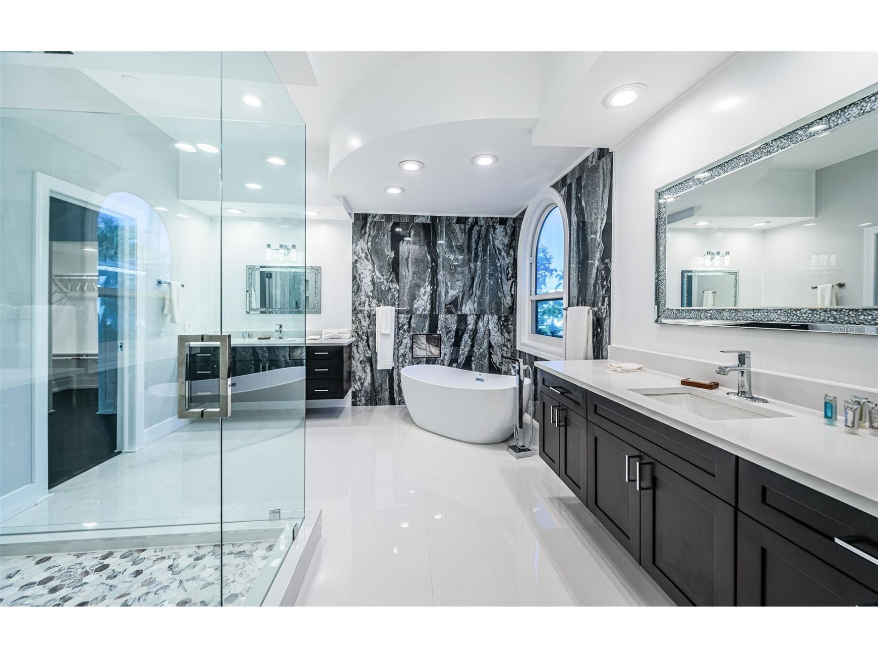 5212 62nd Avenue S Saint Petersburg FL 33715 - MAXIMO CHANNEL TB8472517 image35