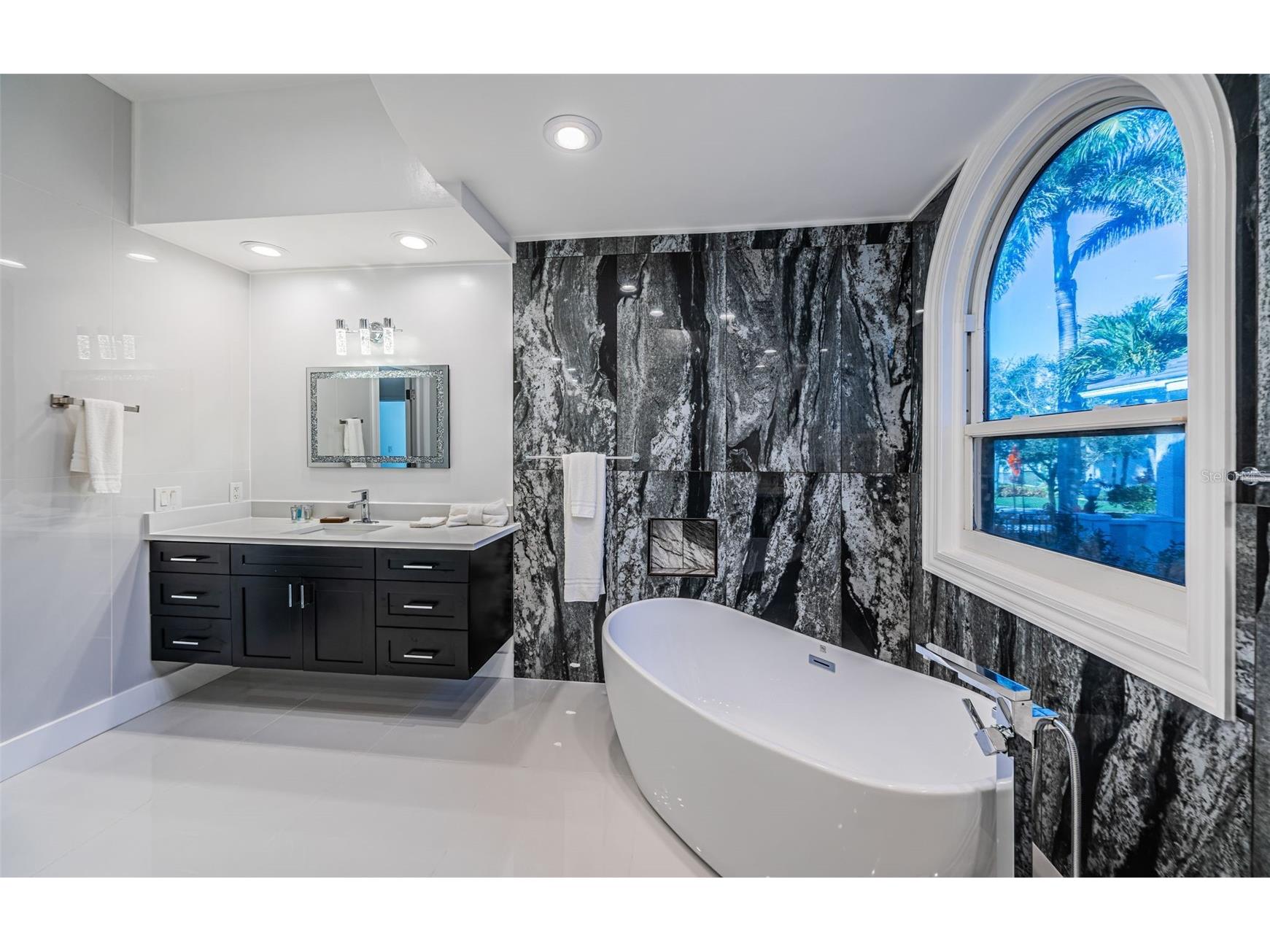 5212 62nd Avenue S Saint Petersburg FL 33715 - MAXIMO CHANNEL TB8472517 image36