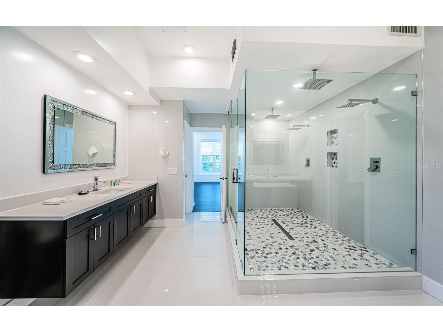 5212 62nd Avenue S Saint Petersburg FL 33715 - MAXIMO CHANNEL TB8472517 image40