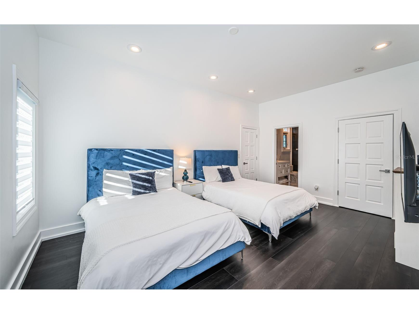 5212 62nd Avenue S Saint Petersburg FL 33715 - MAXIMO CHANNEL TB8472517 image46