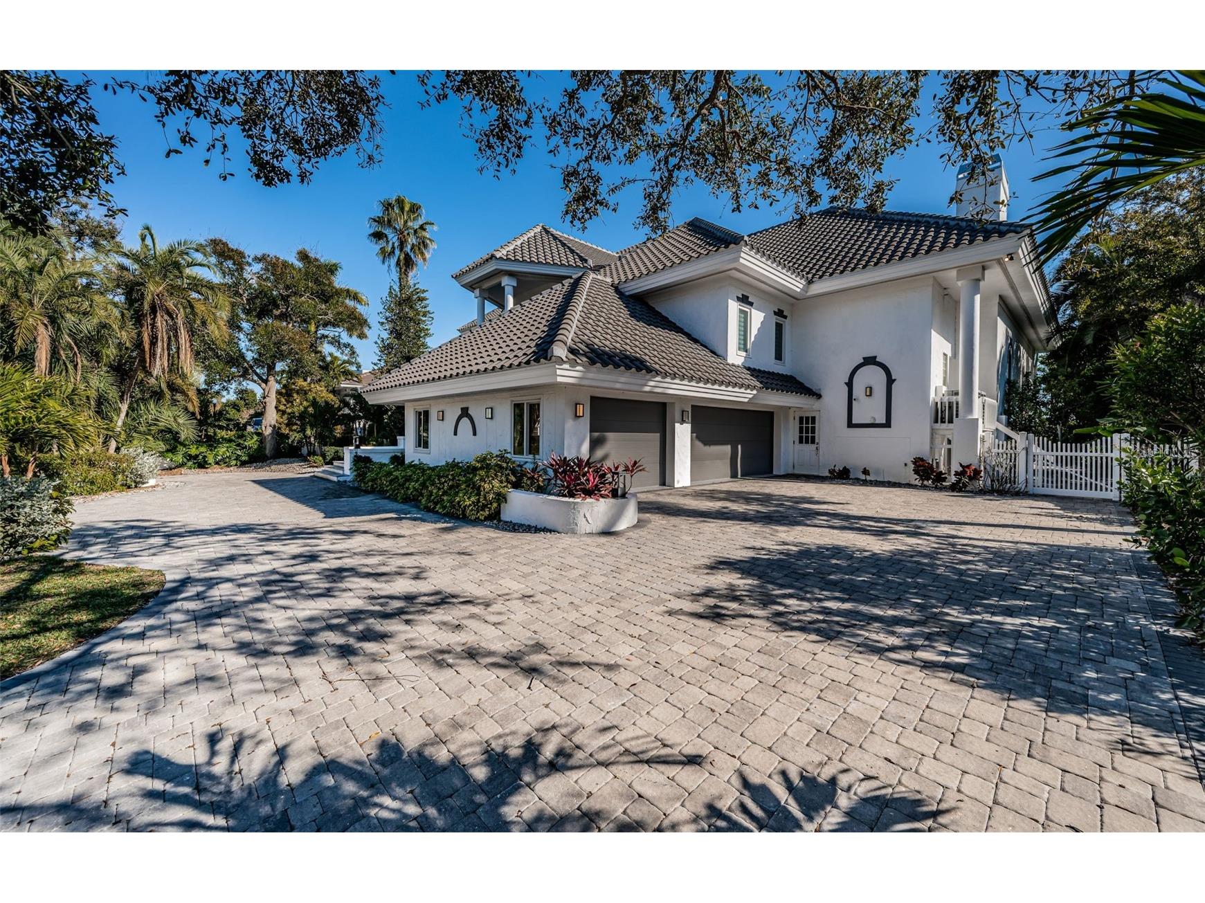 5212 62nd Avenue S Saint Petersburg FL 33715 - MAXIMO CHANNEL TB8472517 image5