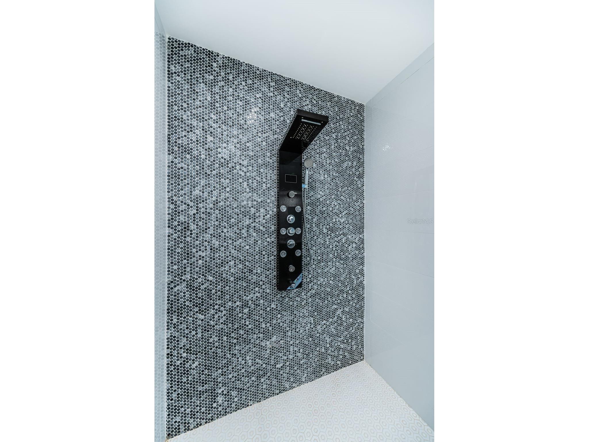 5212 62nd Avenue S Saint Petersburg FL 33715 - MAXIMO CHANNEL TB8472517 image58