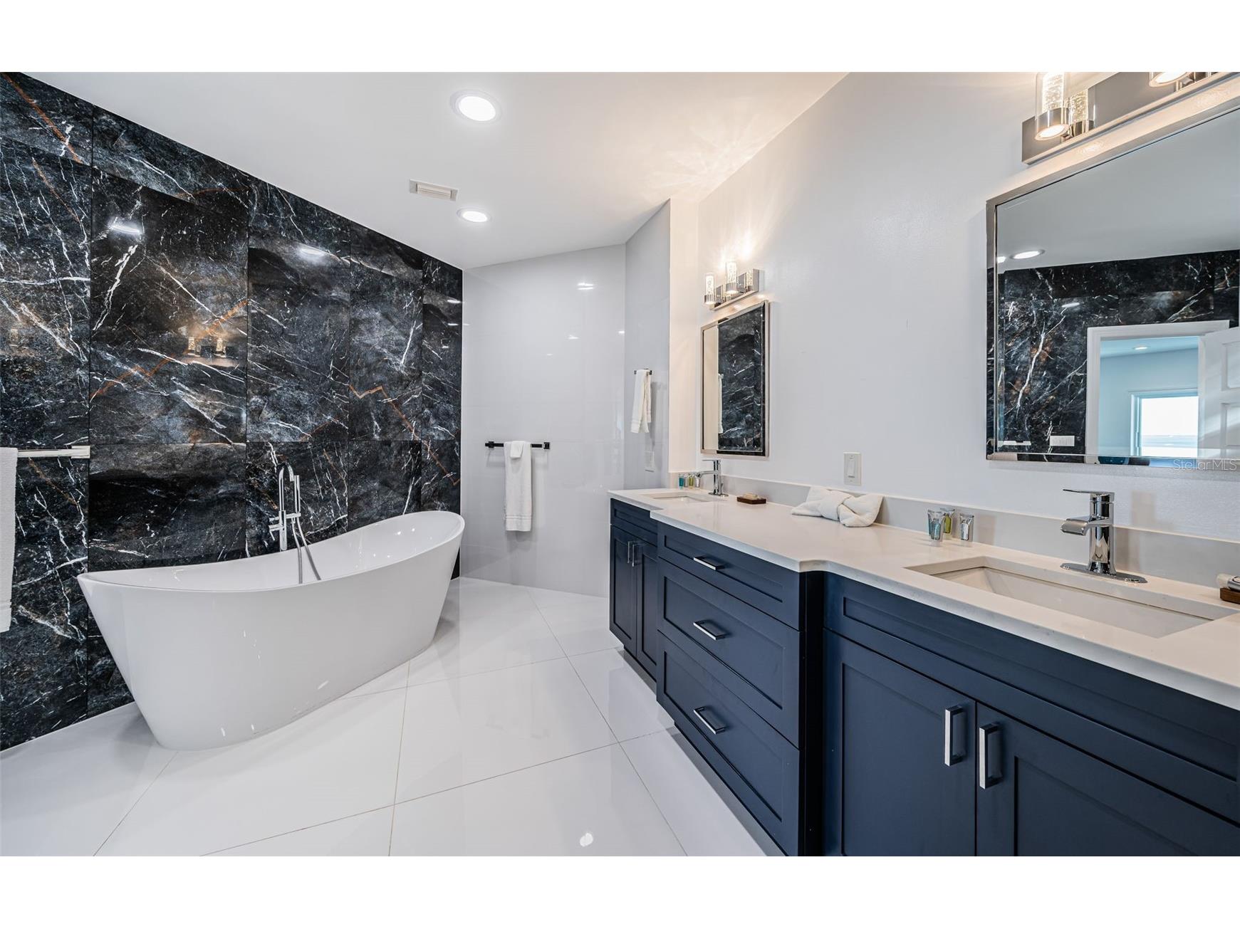 5212 62nd Avenue S Saint Petersburg FL 33715 - MAXIMO CHANNEL TB8472517 image63