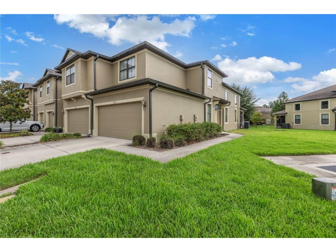5212 Bay Isle Cir Clearwater FL 33760 U8252387 image1