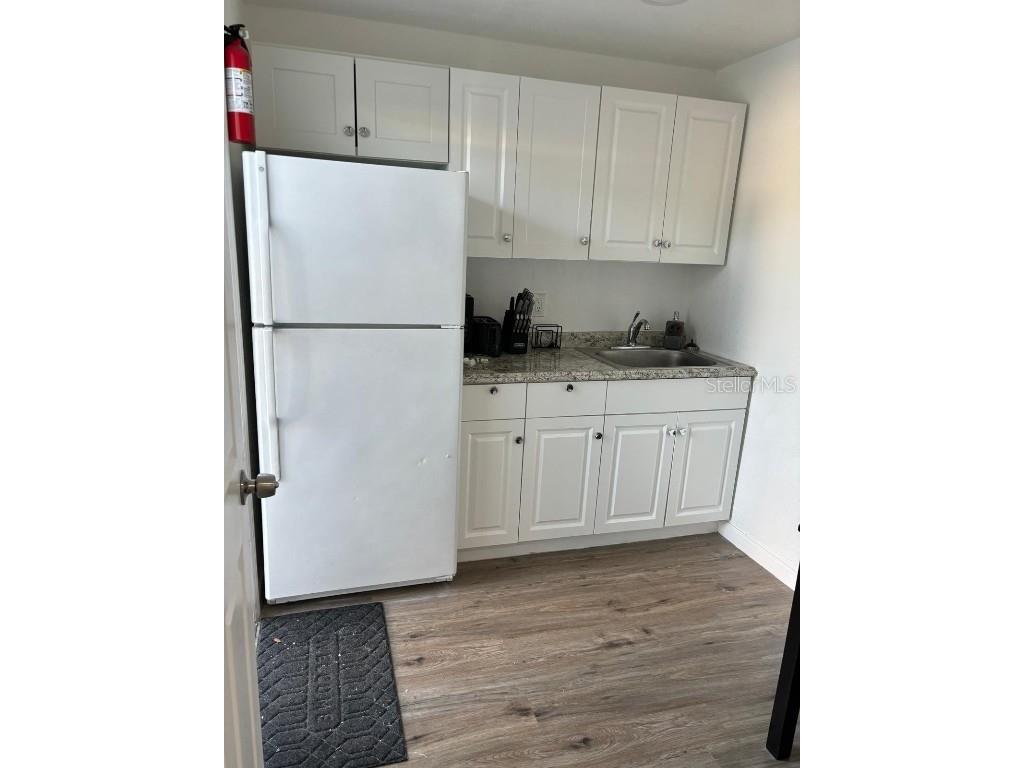 5212 Lahaina Drive Sarasota FL 34232 A4674005 image13