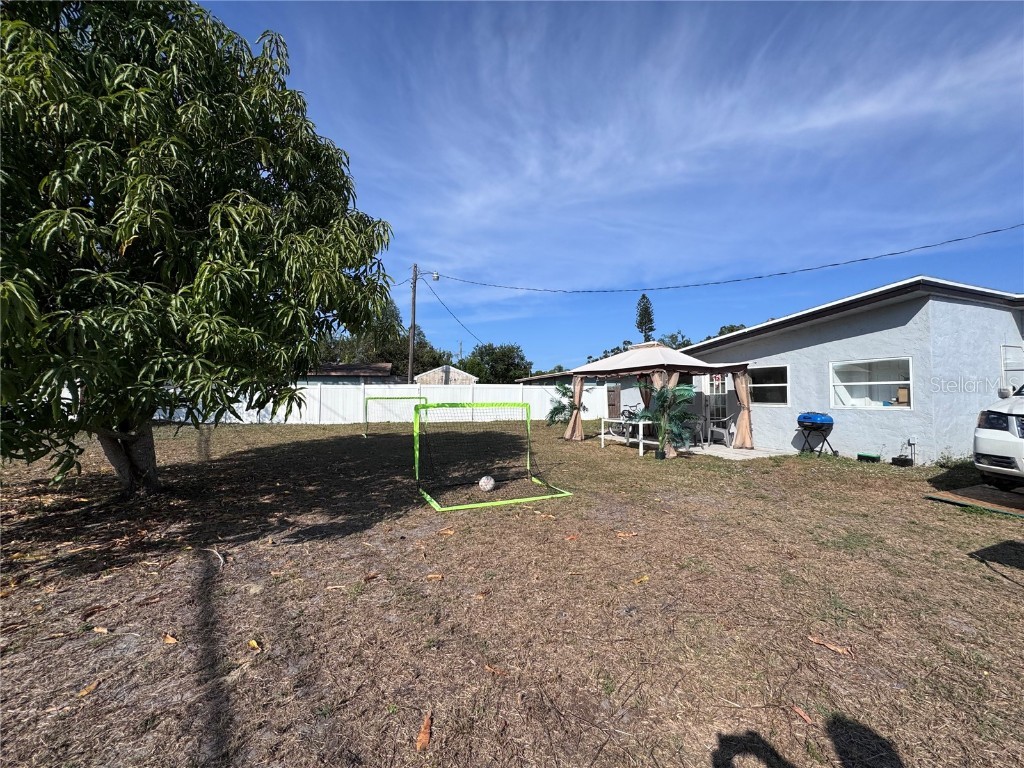 5212 Lahaina Drive Sarasota FL 34232 A4674005 image28