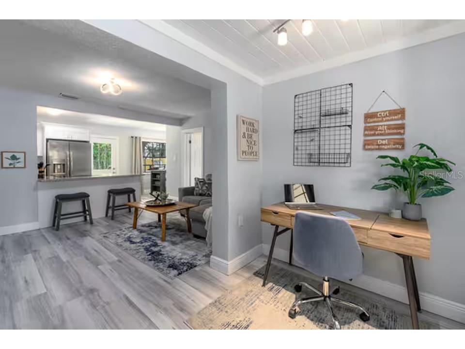 5212 S Puritan Avenue Tampa FL 33611 TB8493716 image2