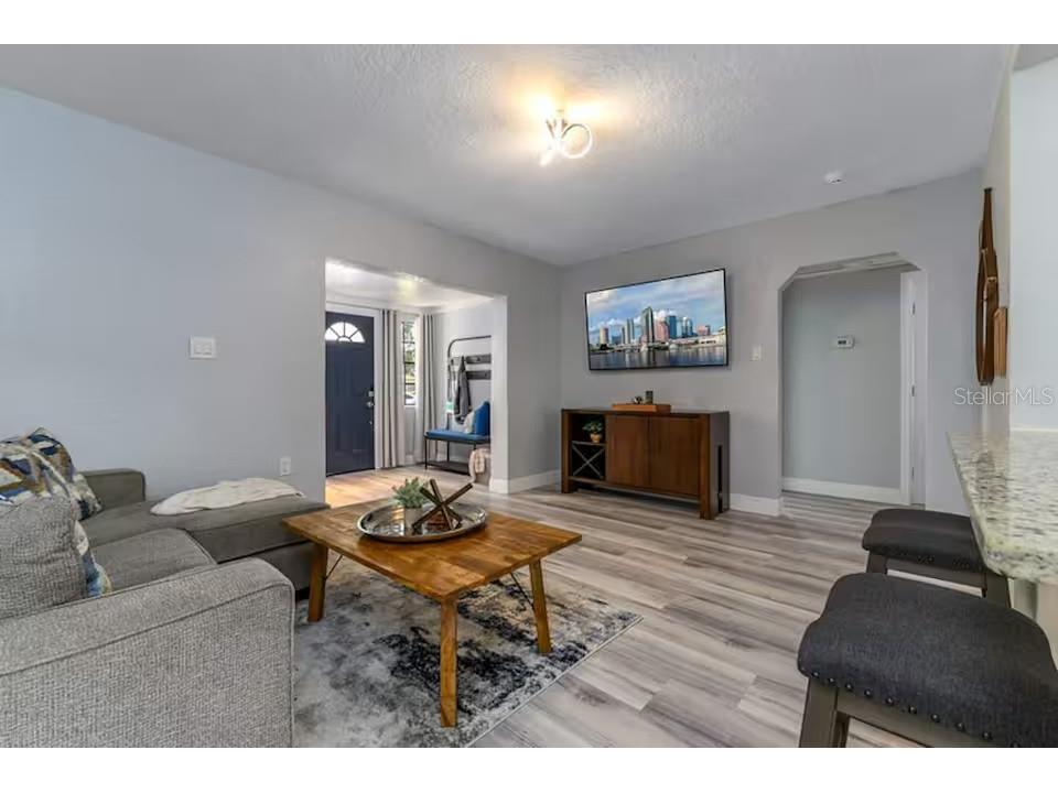 5212 S Puritan Avenue Tampa FL 33611 TB8493716 image4