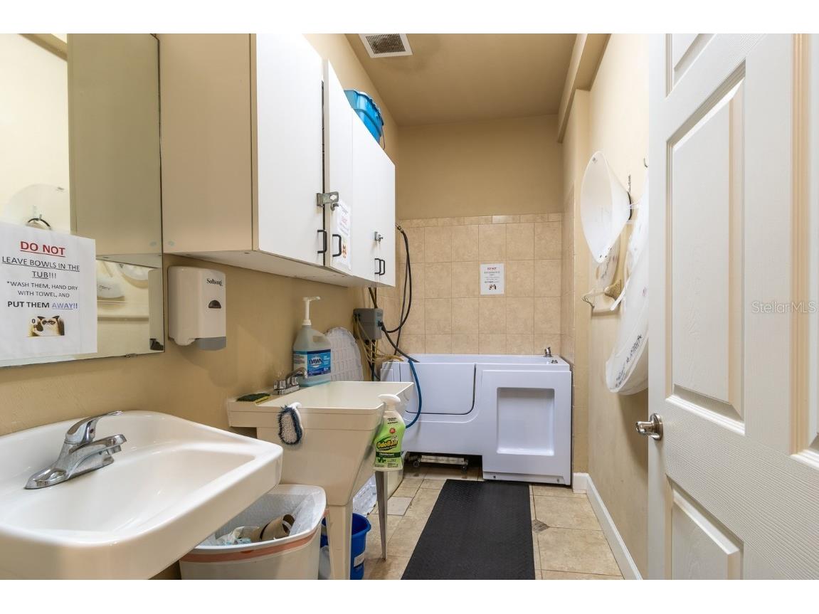 5213 & 5217 & 5231 SW 91st Drive Gainesville FL 32608 GC528597 image18