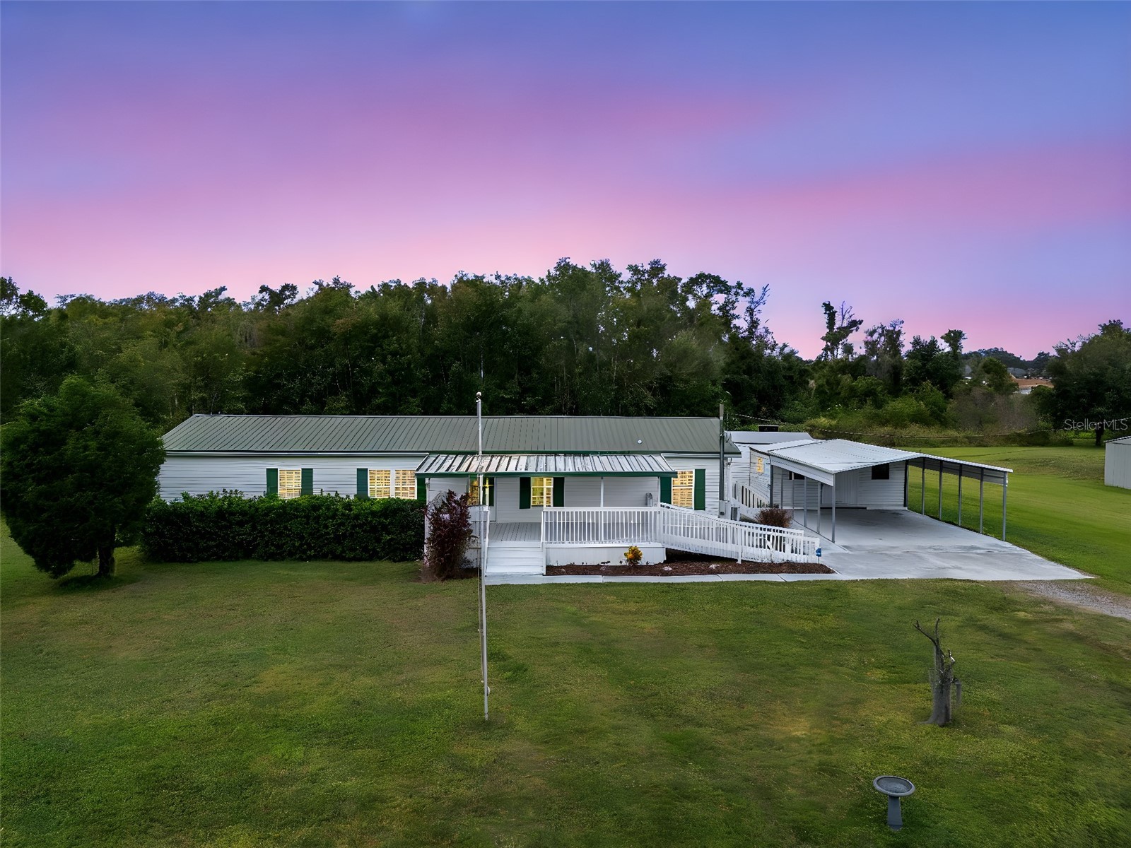 5213 R M D Avenue Plant City FL 33566 TB8445955 image1