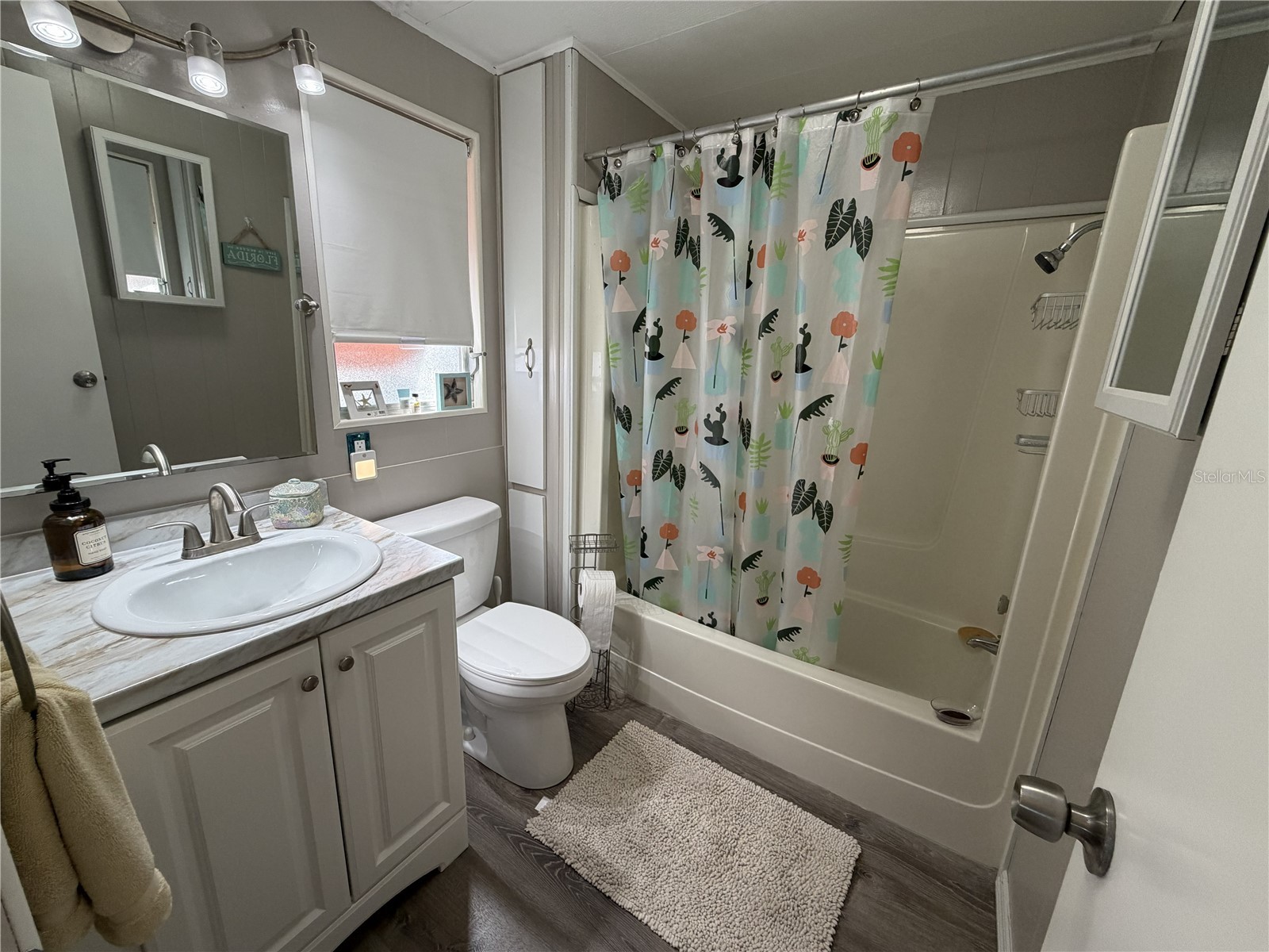 5214 Beechmont Avenue Sarasota FL 34234 A4684037 image27