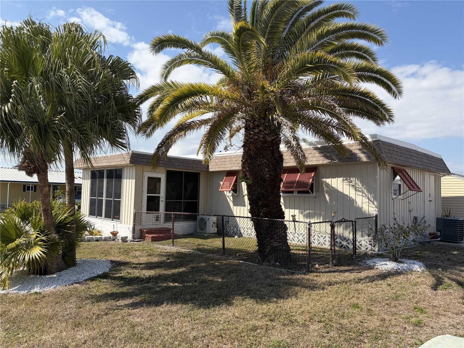 5214 Beechmont Avenue Sarasota FL 34234 A4684037 image7