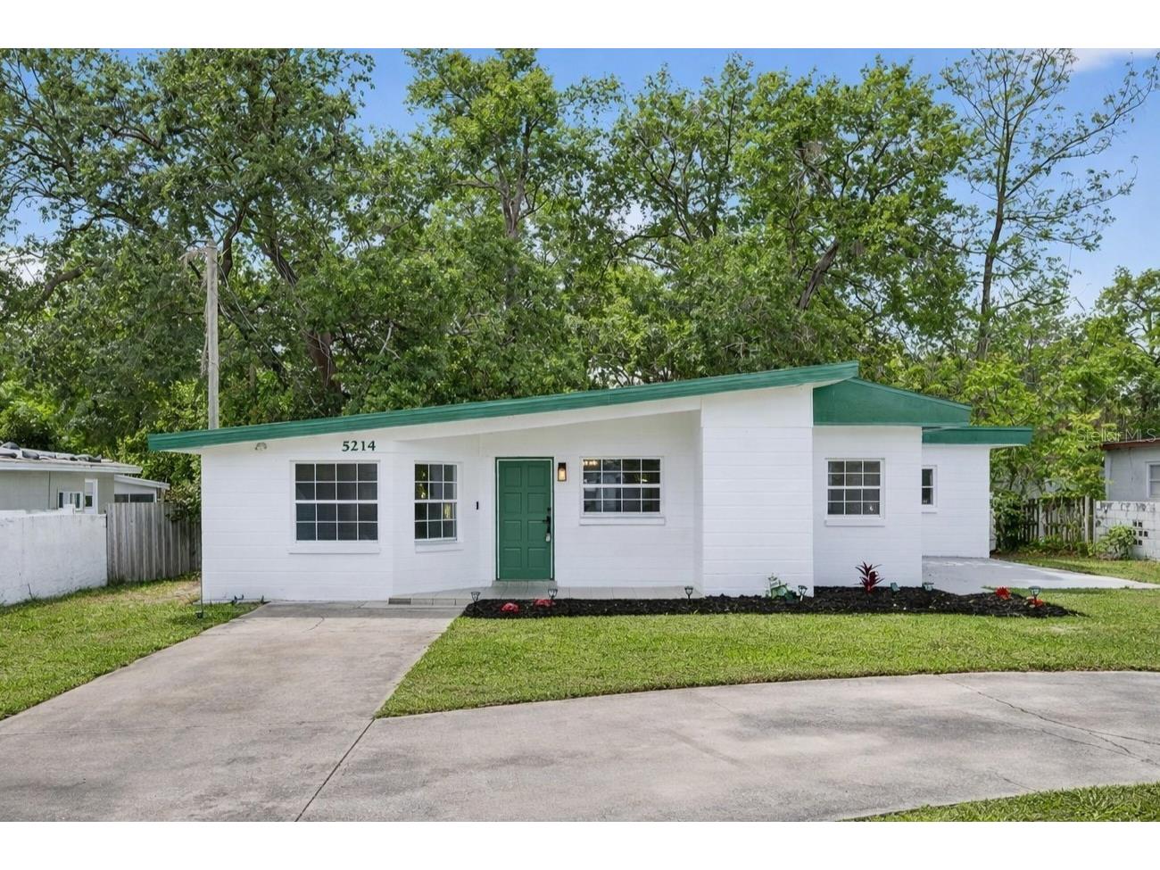 5214 Cortez Drive Orlando FL 32808 O6395505 image1