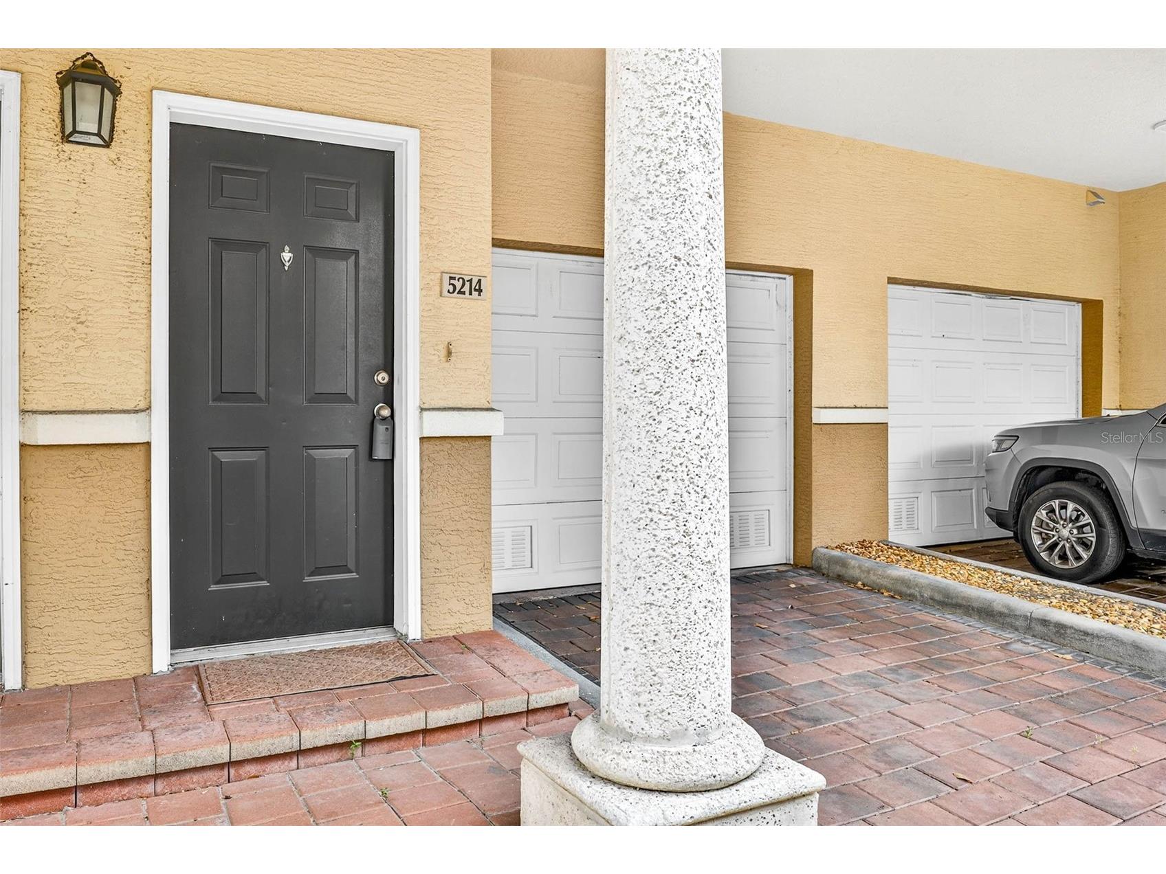 5214 Hampton Beach Place Tampa FL 33609 TB8421028 image3
