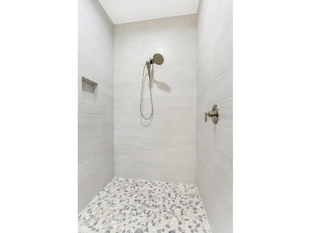 5214 Lake Venice Drive Wimauma FL 33598 TB8369364 image37