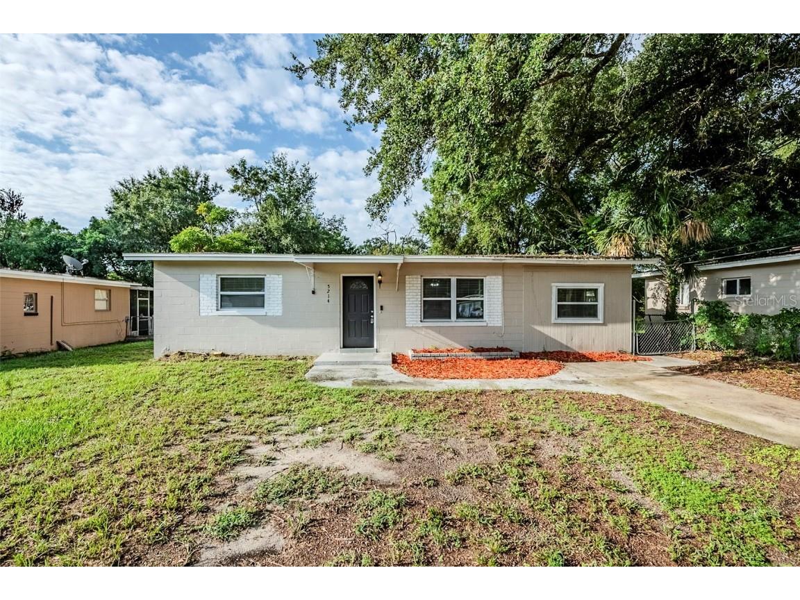 5214 Montague Place Orlando FL 32808 O6339224 image1