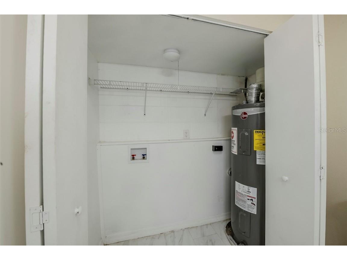 5214 Montague Place Orlando FL 32808 O6339224 image20