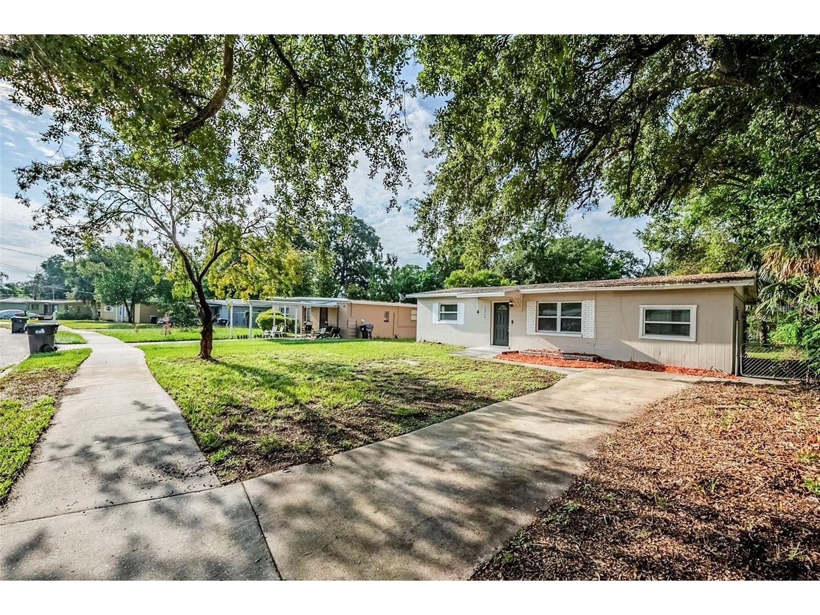 5214 Montague Place Orlando FL 32808 O6392559 image1