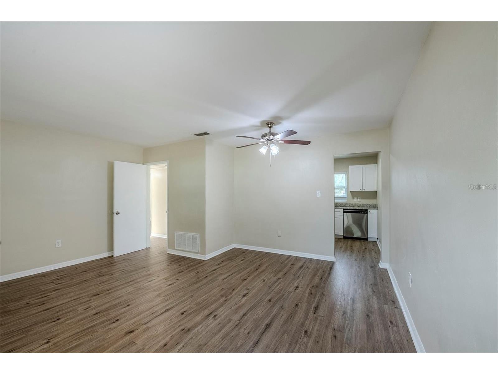 5214 Montague Place Orlando FL 32808 O6392559 image6