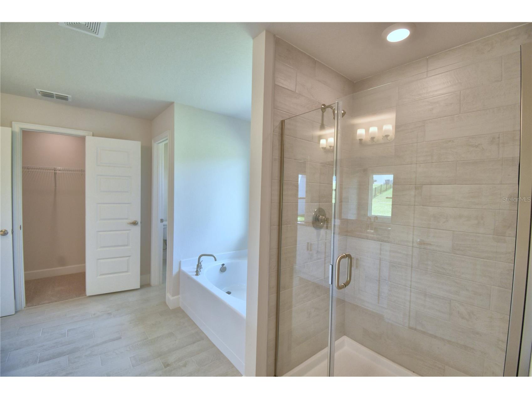5214 Tennessee Ridge Court Auburndale FL 33823 - LAKE JULIANA L4955244 image35