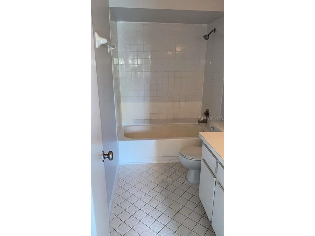 5214 Via Hacienda Circle #A306 Orlando FL 32839 O6338847 image11