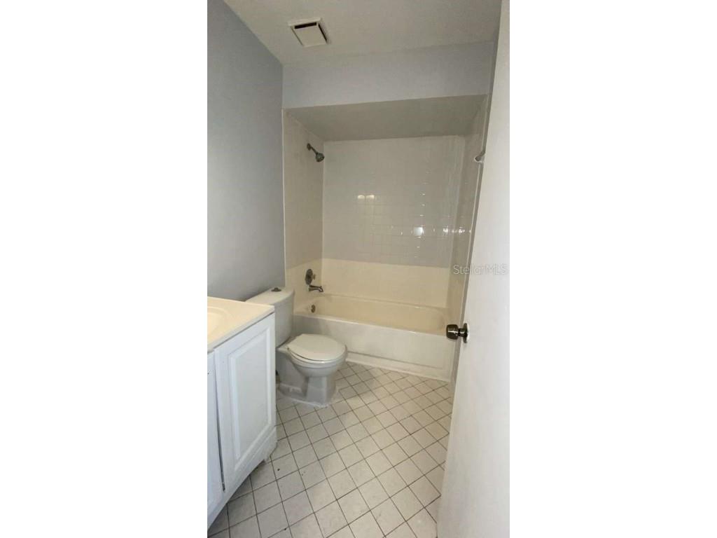 5214 Via Hacienda Circle #A306 Orlando FL 32839 O6338847 image12