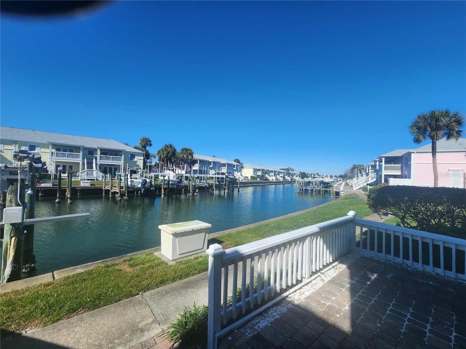 5215 Coquina Key Drive SE #B Saint Petersburg FL 33705 TB8379477 image22