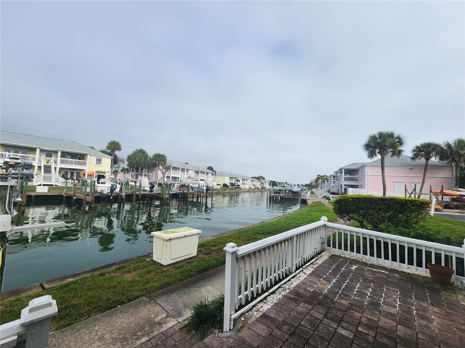5215 Coquina Key Drive SE #B Saint Petersburg FL 33705 TB8379477 image23