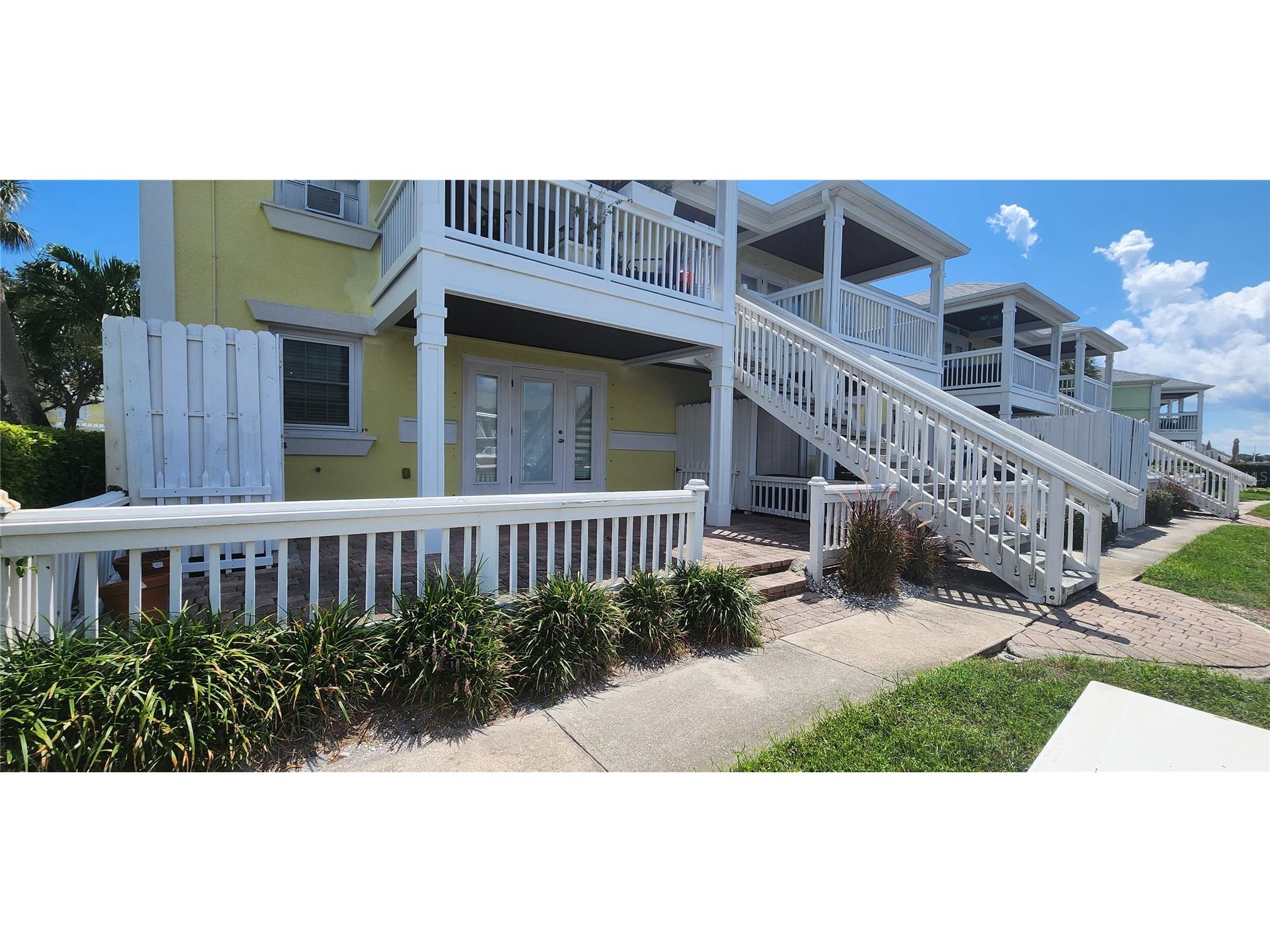 5215 Coquina Key Drive SE #B Saint Petersburg FL 33705 TB8379477 image24