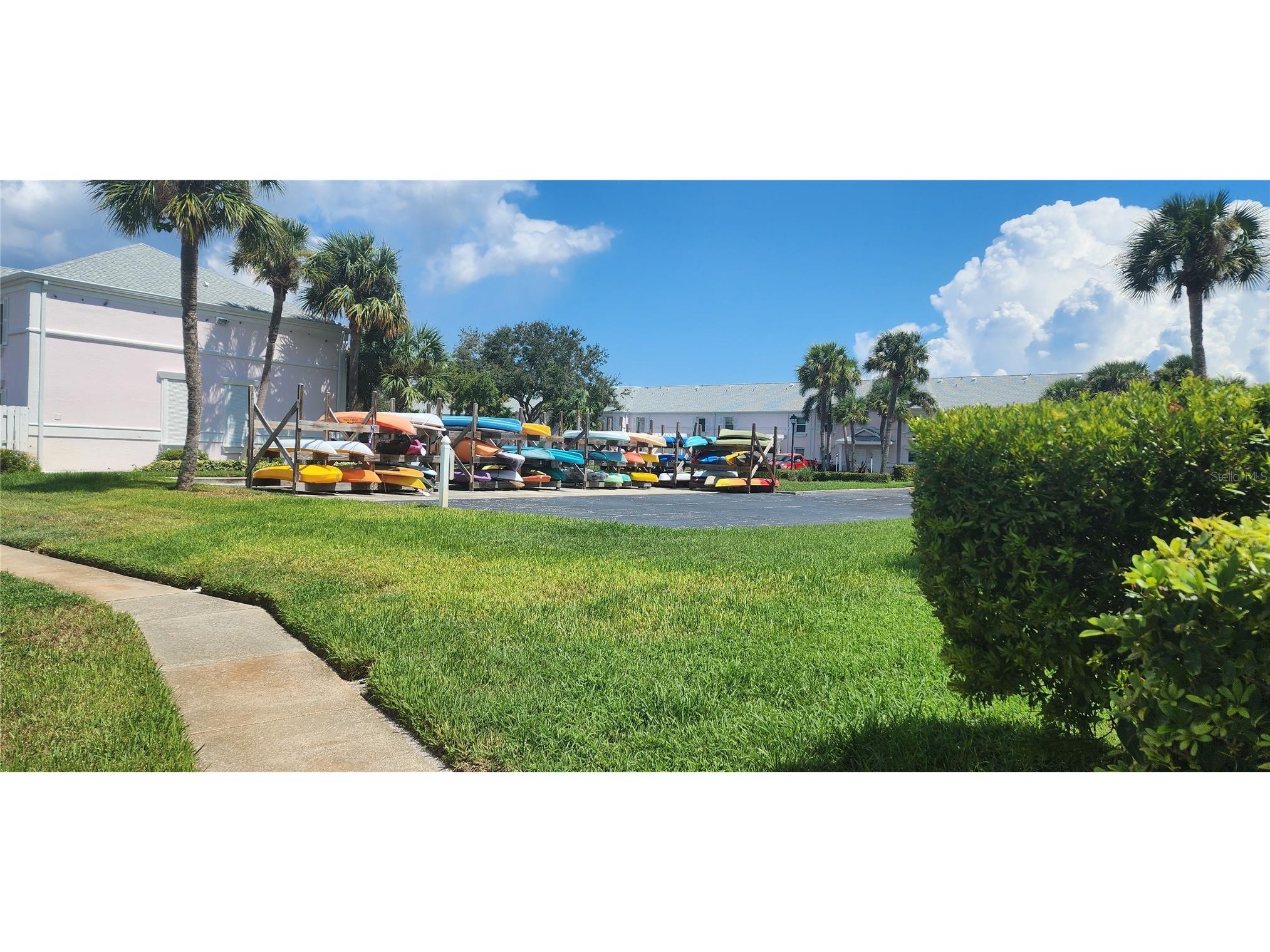 5215 Coquina Key Drive SE #B Saint Petersburg FL 33705 TB8379477 image26