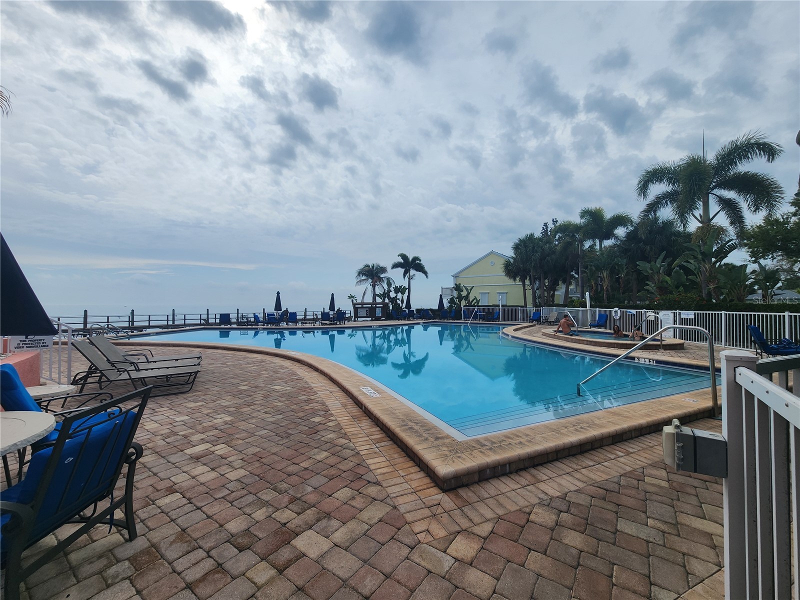 5215 Coquina Key Drive SE #B Saint Petersburg FL 33705 TB8379477 image30