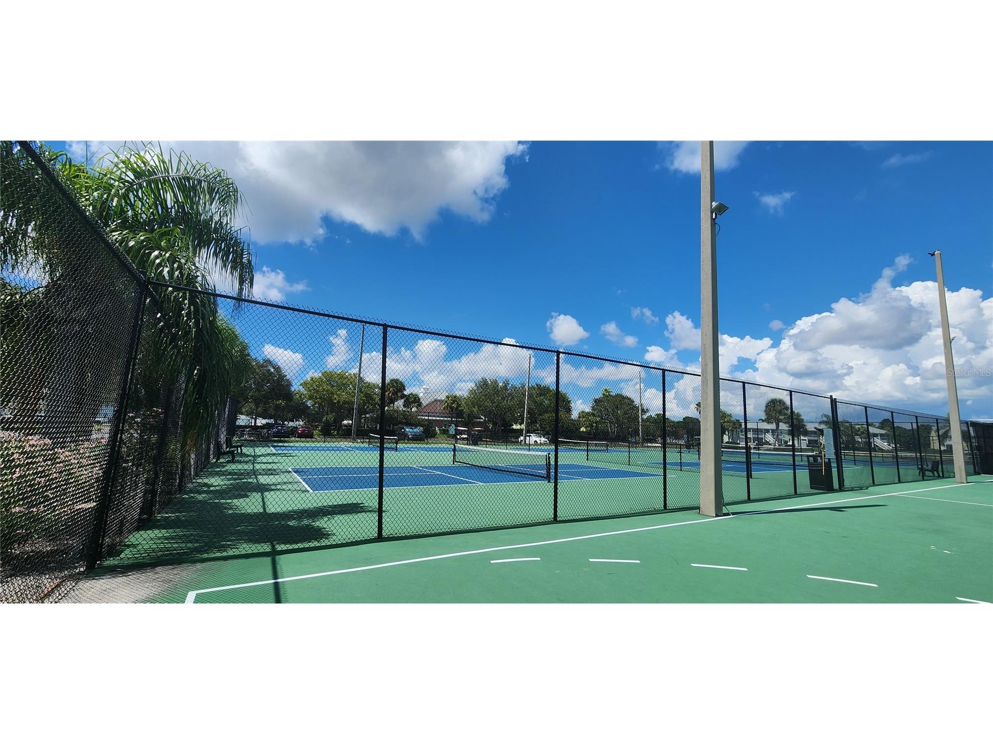 5215 Coquina Key Drive SE #B Saint Petersburg FL 33705 TB8379477 image35