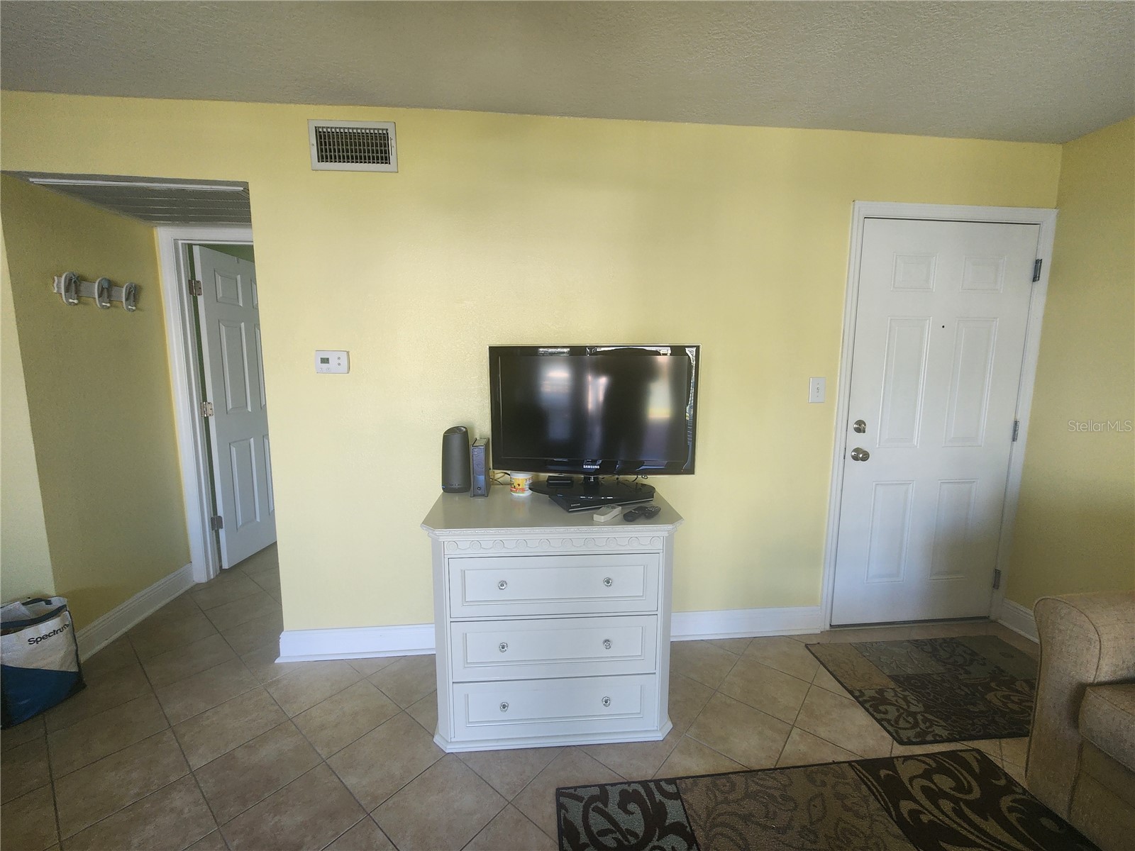 5215 Coquina Key Drive SE #B Saint Petersburg FL 33705 TB8379477 image8