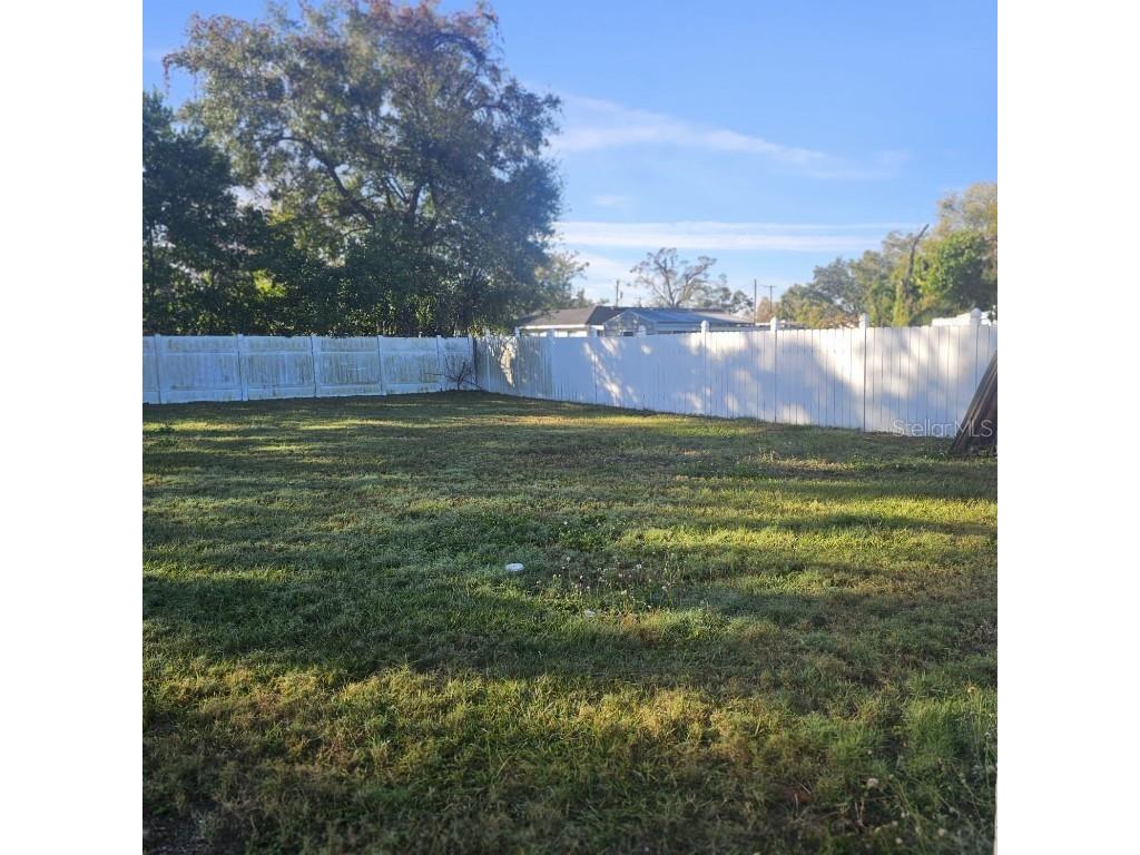 5215 E 17th Avenue Tampa FL 33619 TB8454932 image2