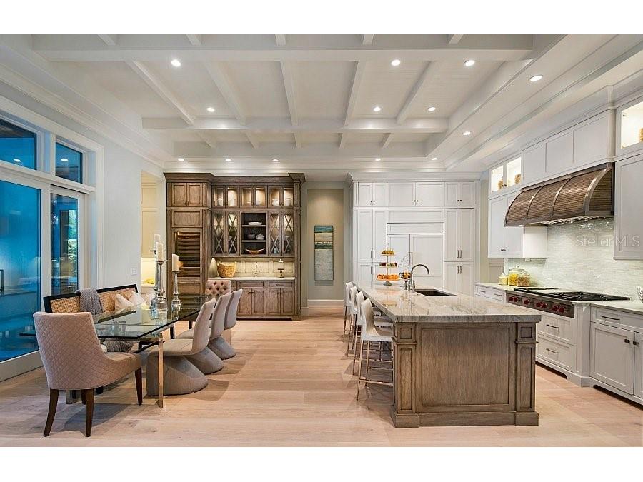 5215 Hidden Harbor Road Sarasota FL 34242 A4669367 image3