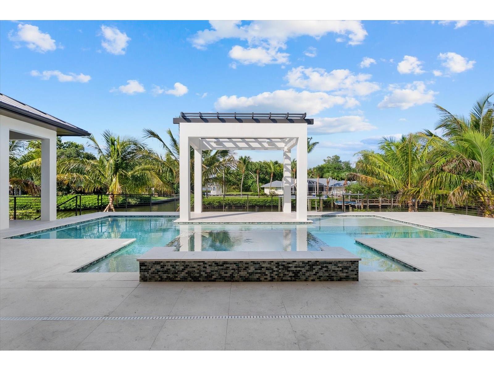 5215 Hidden Harbor Road Sarasota FL 34242 A4699085 image51